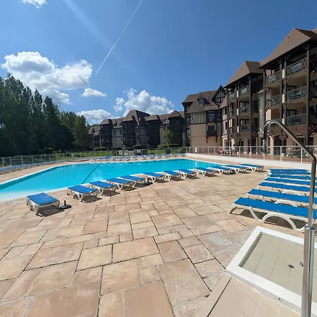 Zarkava - Vue Golf Avec Piscine Apartamento Deauville