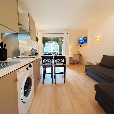 Zarkava - Vue Golf Avec Piscine Apartamento *